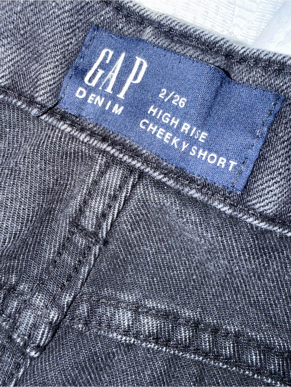 Gap (2) Black Denim High Rise Cheeky Short Jean Shorts - Picture 2 of 4